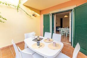 Quaint Residence I Mirti Bianchi 2 Bedroom Apartment Sleeps 6 No0497