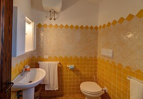 The Fantastic Residenza Badus Studio Sleeps 2 Num0828