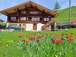 Chalet Grittelihus, Large Bathroom, Lots of Living Space, Nähe Interla
