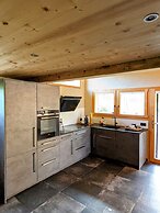 Chalet Grittelihus, Large Bathroom, Lots of Living Space, Nähe Interla