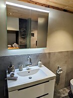 Chalet Grittelihus, Large Bathroom, Lots of Living Space, Nähe Interla
