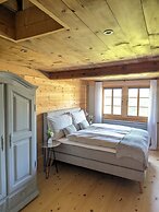 Chalet Grittelihus, Large Bathroom, Lots of Living Space, Nähe Interla