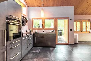 Chalet Grittelihus, Large Bathroom, Lots of Living Space, Nähe Interla
