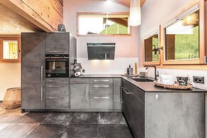 Chalet Grittelihus, Large Bathroom, Lots of Living Space, Nähe Interla
