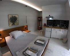 Studio Elia Platamon