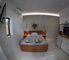 Studio Elia Platamon