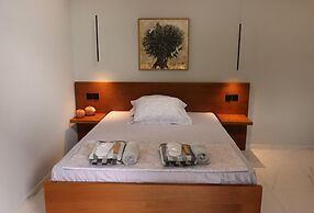 Studio Elia Platamon