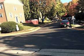 Room in House - The Master Haven Cozy Private Room