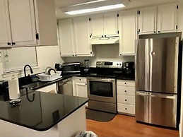 Room in House - The Master Haven Cozy Private Room