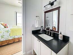 Snaresbrook Manor 8 Bedroom Home