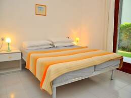 Welcoming Flat With Private Garden - Beahost