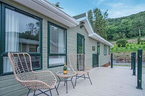 1 Manor Lodge - 3 Bedroom Lodge - Pendine