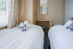 1 Manor Lodge - 3 Bedroom Lodge - Pendine