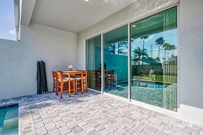 Vacation fun in This Modern Luxury Home