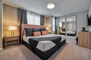 Modern Spacious Home With Themed Bedroom and Private Pool