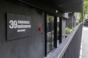 Lux Kosciuszki 39 by Renters Prestige