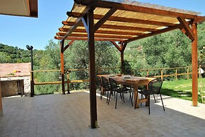 Villa Vittoria Relax Among the Olive Trees