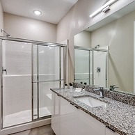 Amazing and Spacious Home With Private Pool Just 10 min From Disney