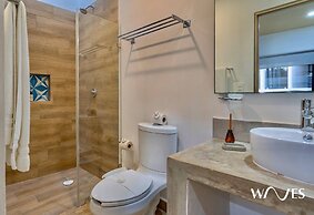 1 Br Great Location Spacious Rooftop Pool