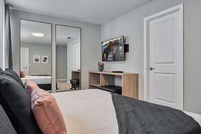 New Modern Villa With Pool 5 Minutes From Disney