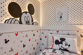 Dream Home With Themed Bedrooms Close to Disney
