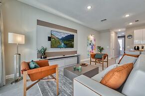 Dream Home With Themed Bedrooms Close to Disney