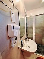 Myhavelock Town Studio Apt, With Own Pvt Gate Parking in Main City