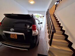 Myhavelock Town Studio Apt, With Own Pvt Gate Parking in Main City