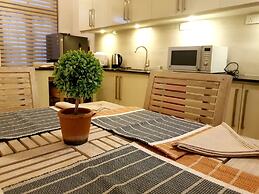 Myhavelock Town Studio Apt, With Own Pvt Gate Parking in Main City