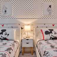 Gorgeous Themed Home for Family fun