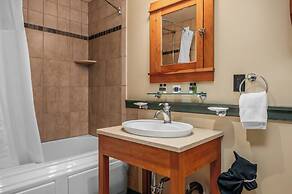 Tamarack Lodge of Traverse City