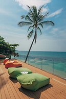 Sea&Sky luxury absolute beachfront villa