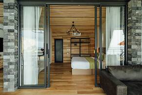 Sea&Sky luxury absolute beachfront villa