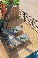 Sea&Sky luxury absolute beachfront villa