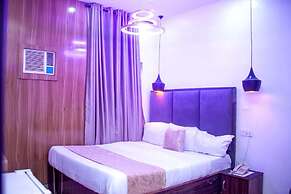Ontario Suites