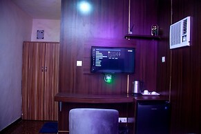 Ontario Suites
