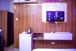 Ontario Suites