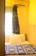 Mary queen hotels and suites