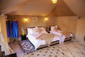 Aladdin Merzouga camp