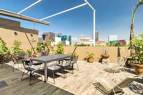 Chic PH Haven with rooftop By Tasman