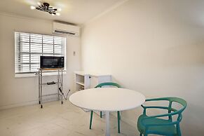 La Mer Suites