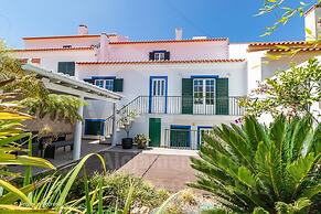 Casa Sardine by Acasadascasas