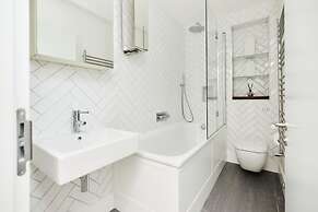 The Hammersmith Place - Bright 2bdr Flat