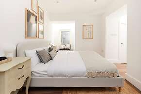 The Hammersmith Place - Bright 2bdr Flat