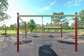 Melbourne 4BRM Staycation Parkside