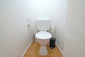 Melbourne 4BRM Staycation Parkside