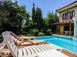 Villa w Pool and Balcony 3 min to Dalyan River