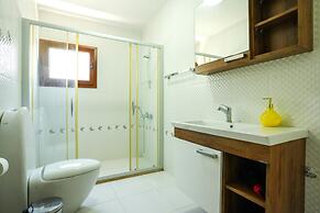 Villa w Pool and Balcony 3 min to Dalyan River