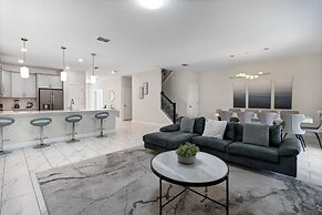 New Home at Storey Lake 9bedrooms e 5bath - Tb41