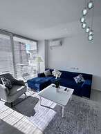 White Luxury Apartment